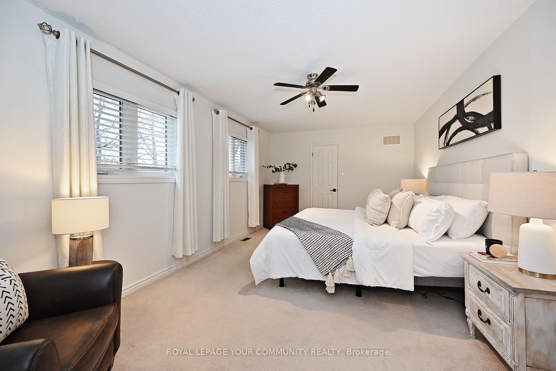 Photo 35 of 180 Kemano Road, Aurora, Aurora Heights — HOMEH