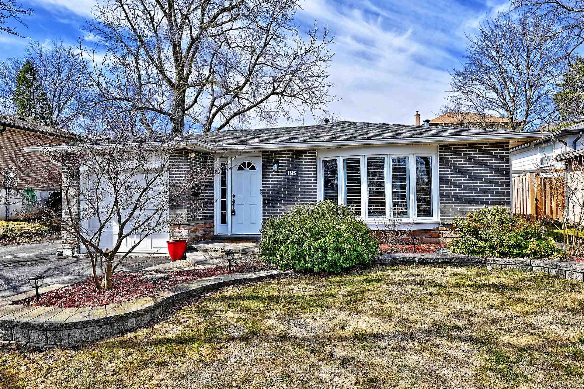 Photo 1 of 88 Hill Drive, Aurora, Aurora Heights — HOMEH