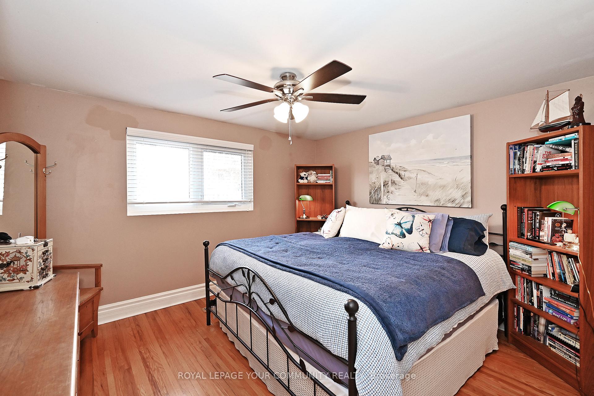 Photo 18 of 88 Hill Drive, Aurora, Aurora Heights — HOMEH