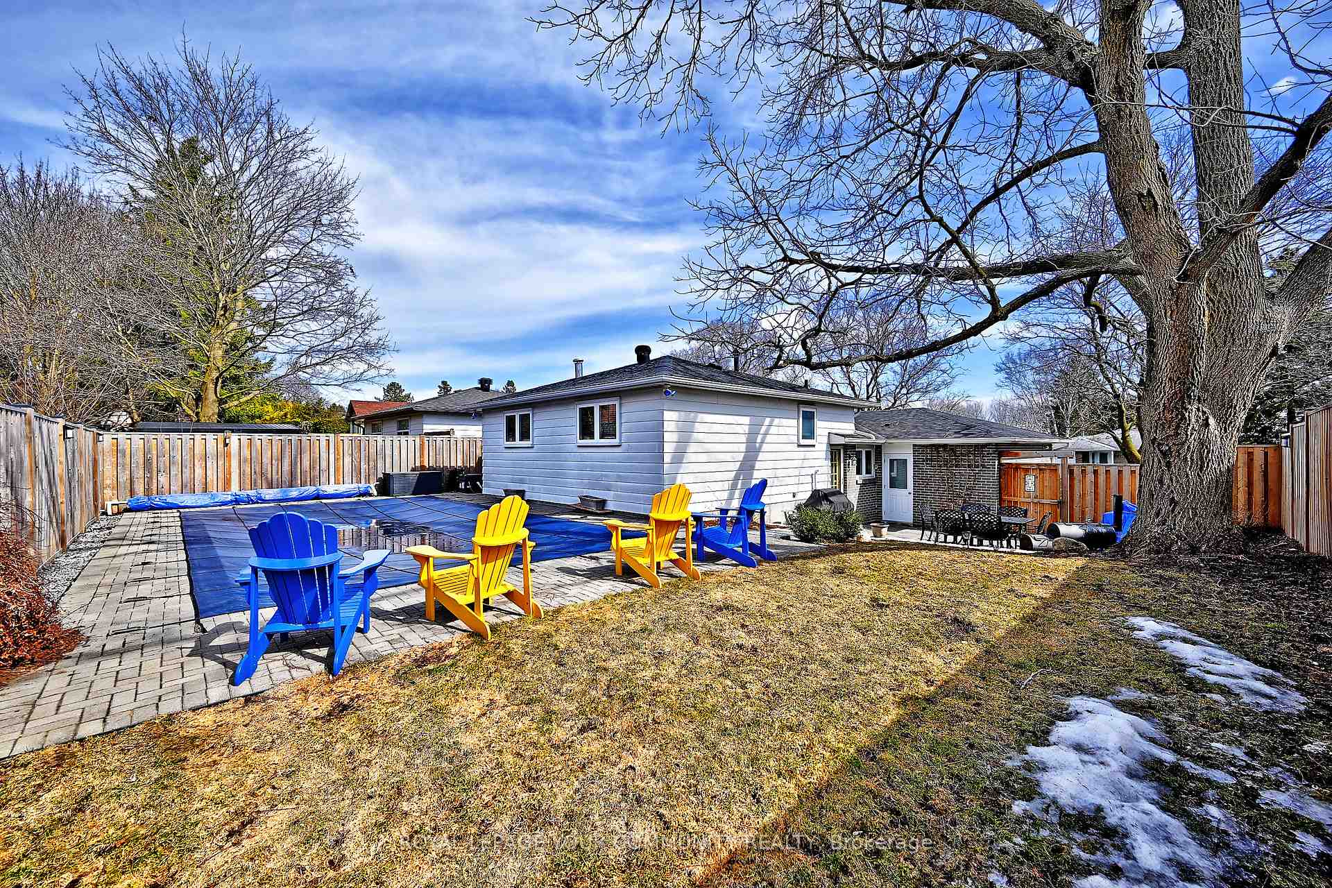 Photo 28 of 88 Hill Drive, Aurora, Aurora Heights — HOMEH