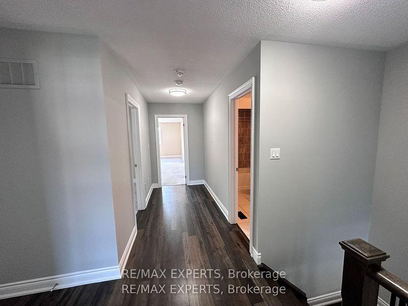 Photo 4 of 1273 Peelar Crescent, Innisfil, Lefroy — HOMEH