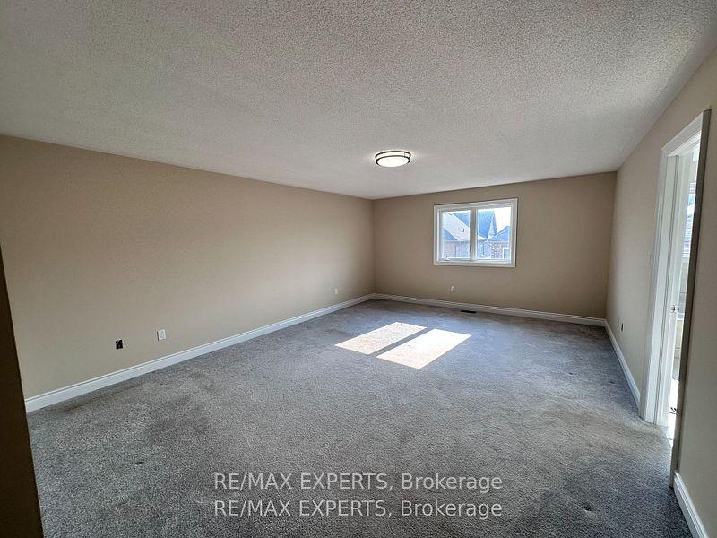 Photo 11 of 1273 Peelar Crescent, Innisfil, Lefroy — HOMEH