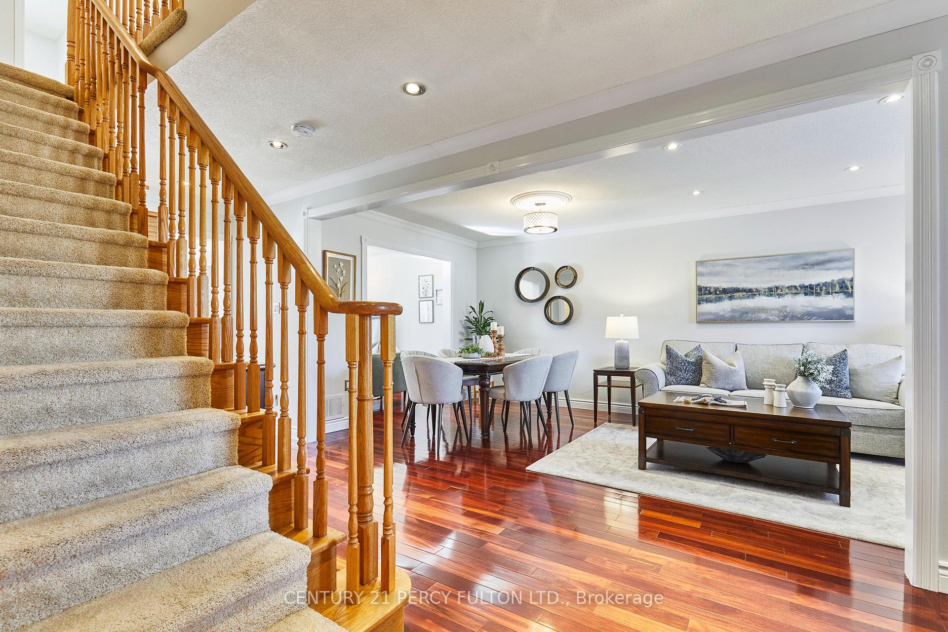 Photo 7 of 11 Gill Crescent, Ajax, Central West — HOMEH