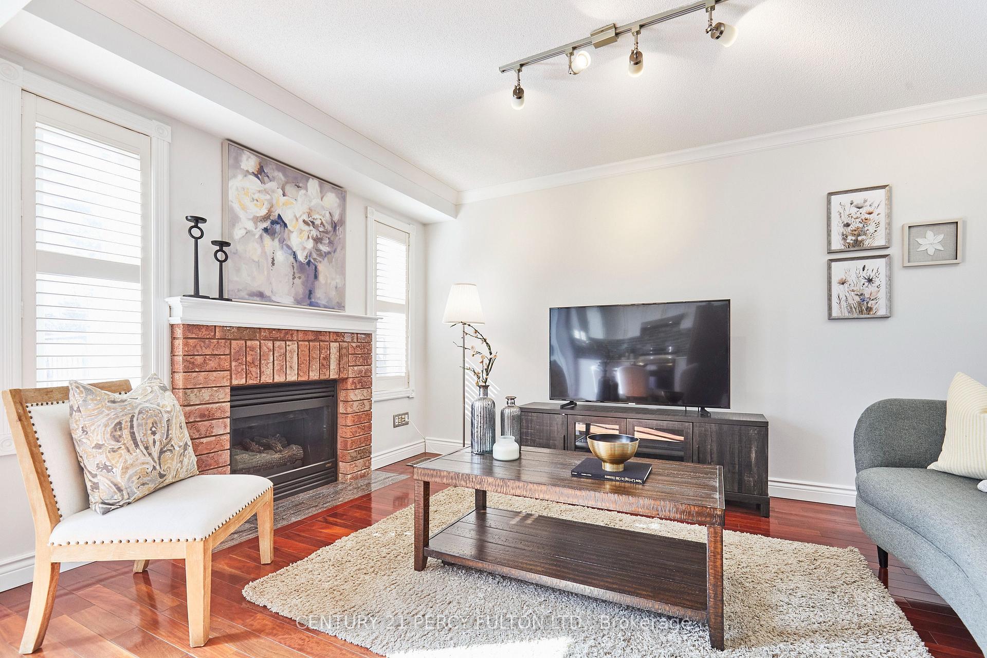 Photo 13 of 11 Gill Crescent, Ajax, Central West — HOMEH