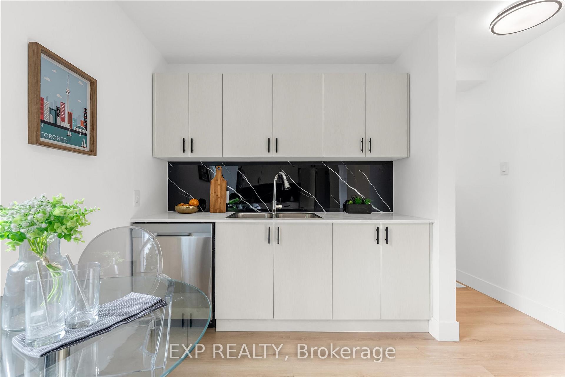 Photo 6 of 81 Armstrong Avenue, Hamilton, McQuesten — HOMEH