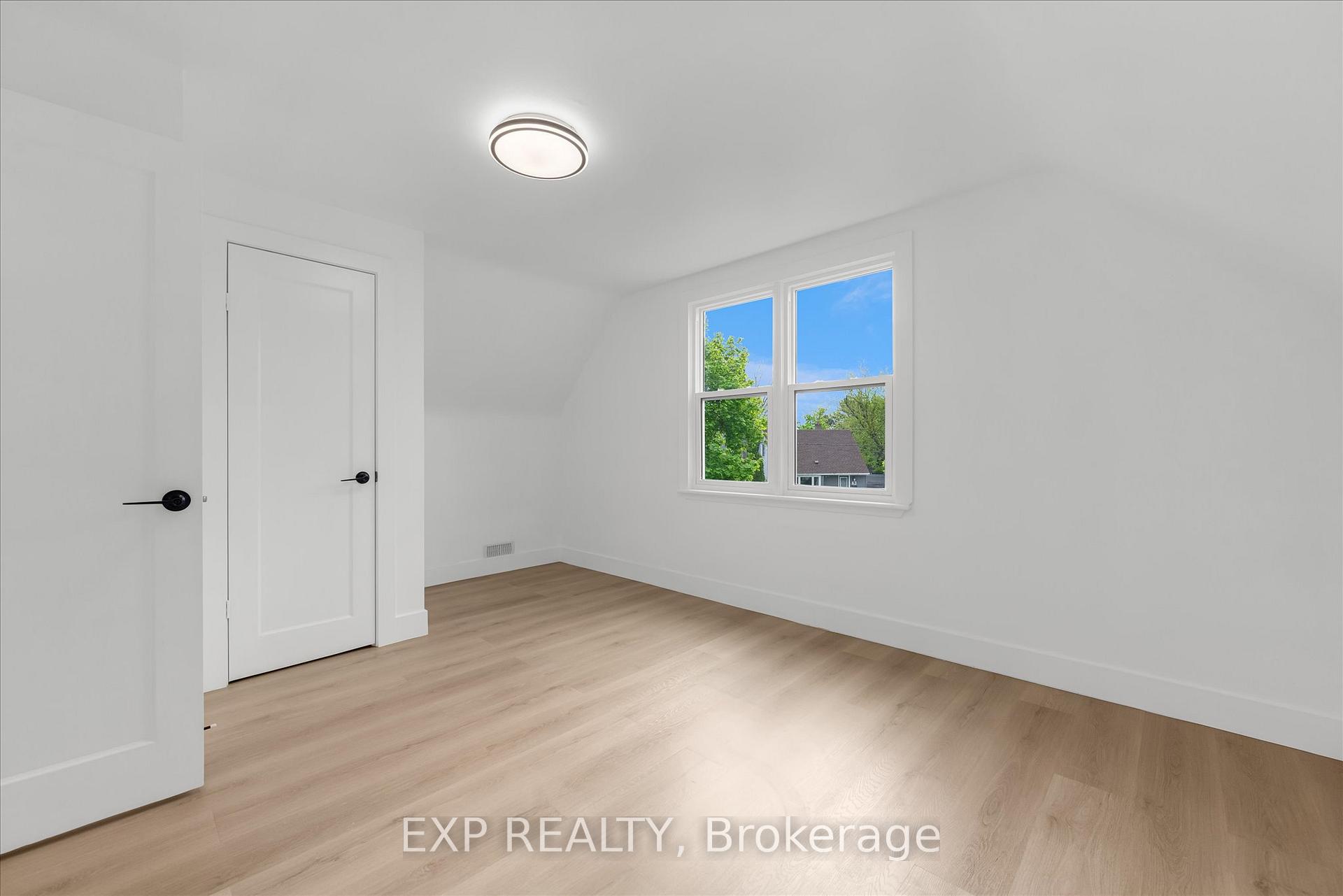 Photo 14 of 81 Armstrong Avenue, Hamilton, McQuesten — HOMEH
