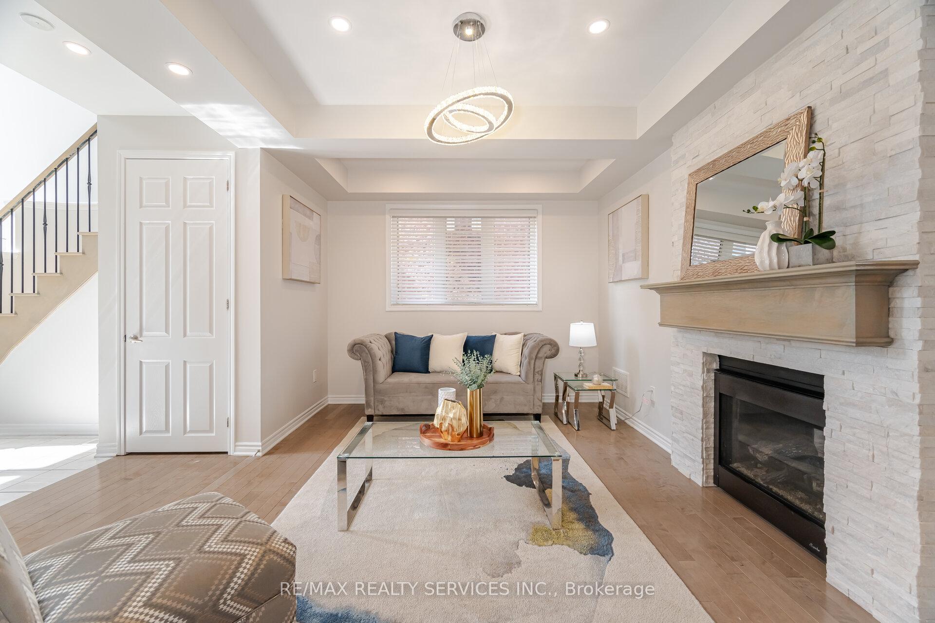 Photo 8 of 34 Jemima Road, Brampton, Northwest Brampton — HOMEH