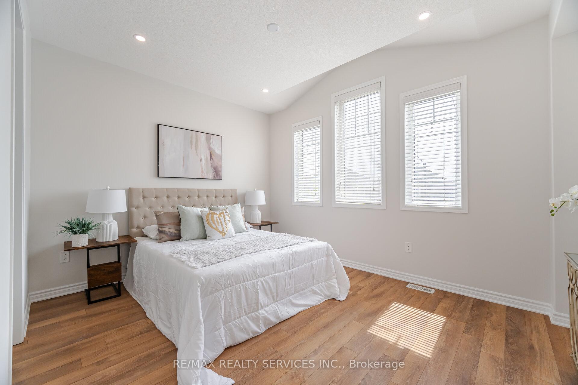 Photo 22 of 34 Jemima Road, Brampton, Northwest Brampton — HOMEH