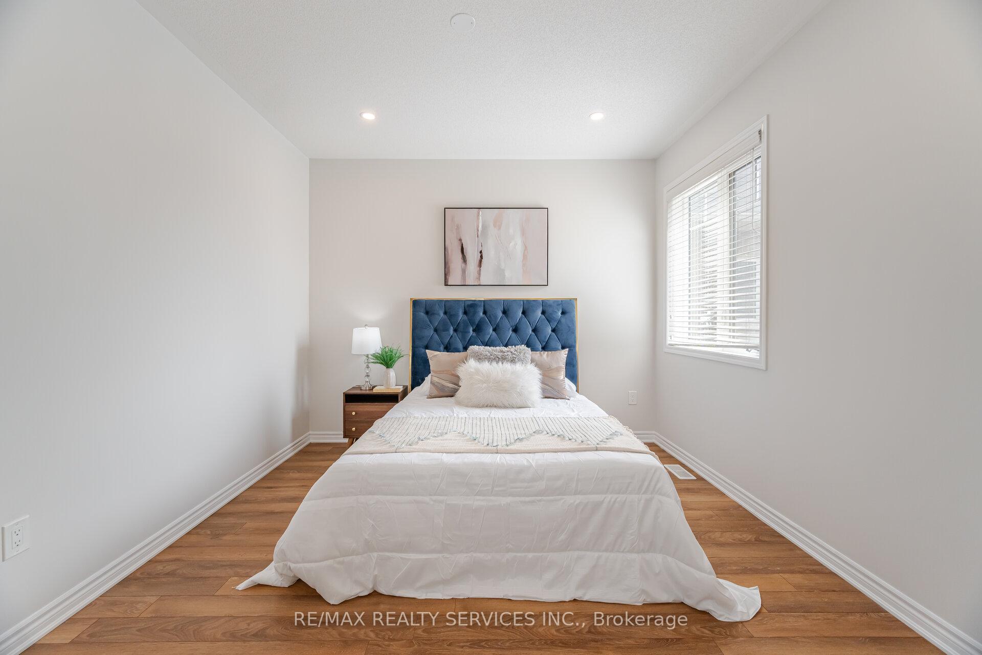 Photo 29 of 34 Jemima Road, Brampton, Northwest Brampton — HOMEH