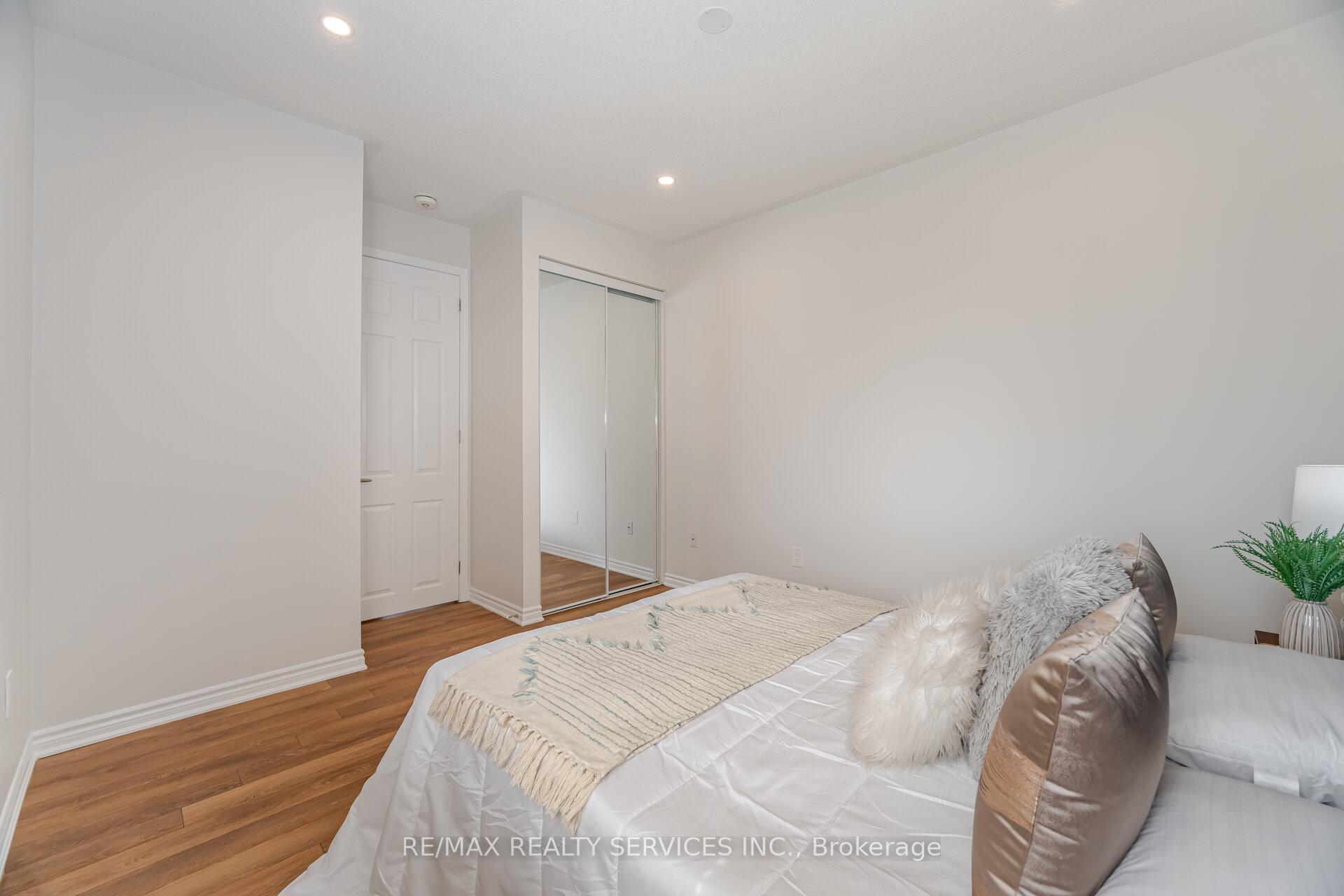 Photo 32 of 34 Jemima Road, Brampton, Northwest Brampton — HOMEH