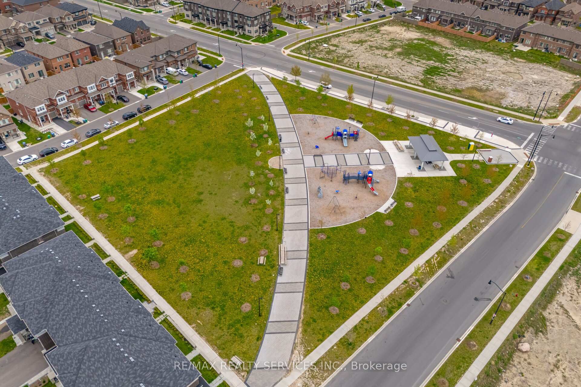 Photo 46 of 34 Jemima Road, Brampton, Northwest Brampton — HOMEH