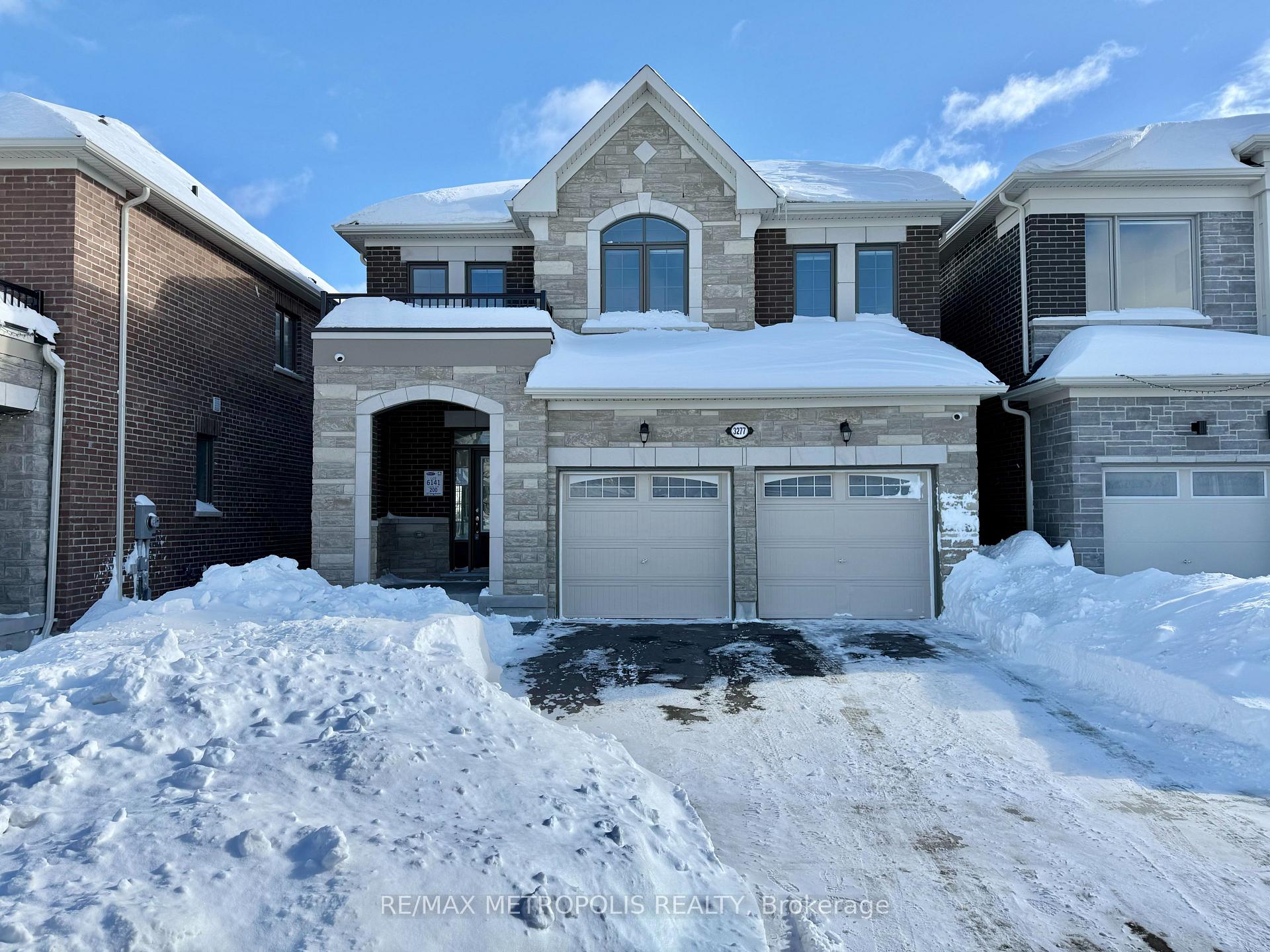 Photo 4 of Unit Bsmt, 3277 Turnstone Boulevard, Pickering, Rural Pickering — HOMEH