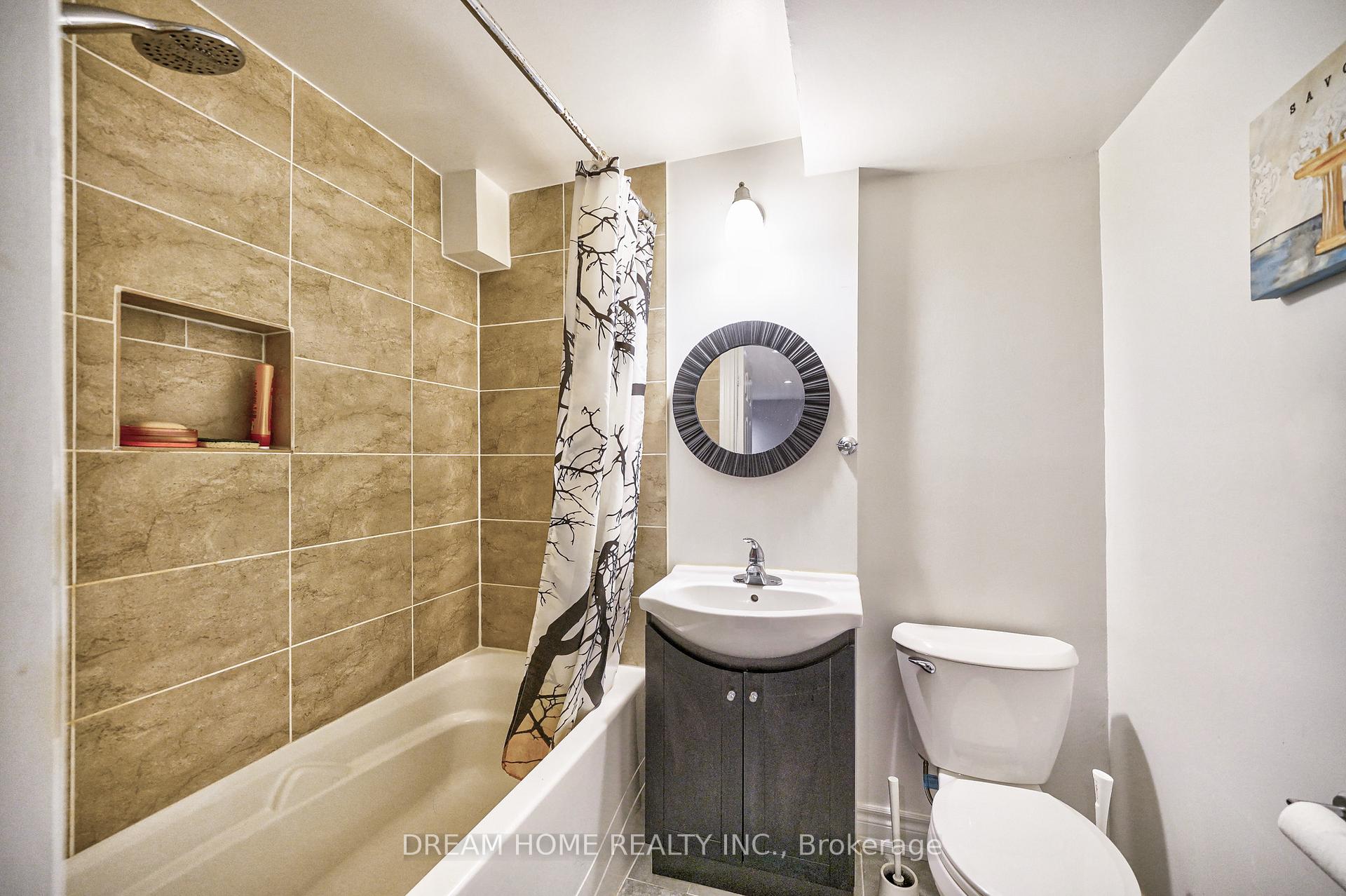 Photo 32 of 53 Delaney Crescent, Barrie, Northwest — HOMEH