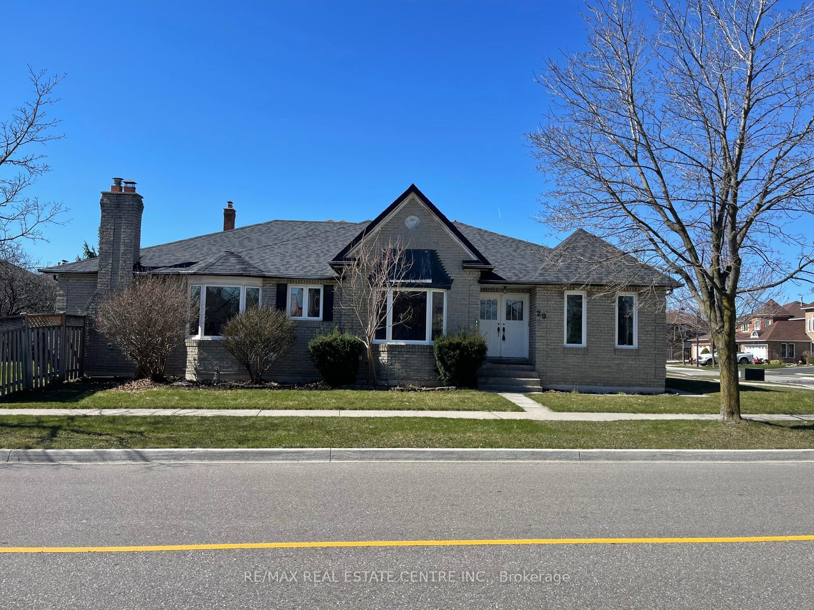 Photo 1 of 29 Halldorson Trail, Brampton, Fletcher's Creek South — HOMEH