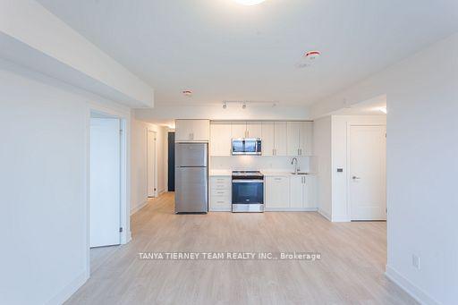 Photo 13 of Unit 2706, 2545 Simcoe Street N, Oshawa, Windfields — HOMEH