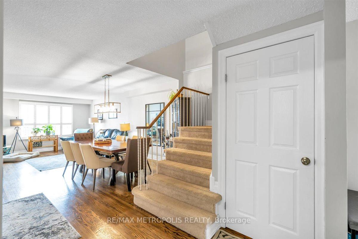 Photo 11 of 1125 Cedarcroft Crescent, Pickering, Liverpool — HOMEH