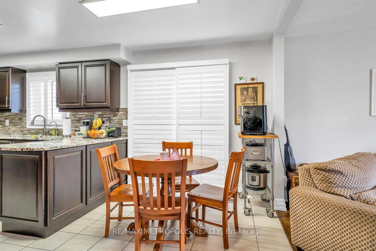 Photo 18 of 1125 Cedarcroft Crescent, Pickering, Liverpool — HOMEH