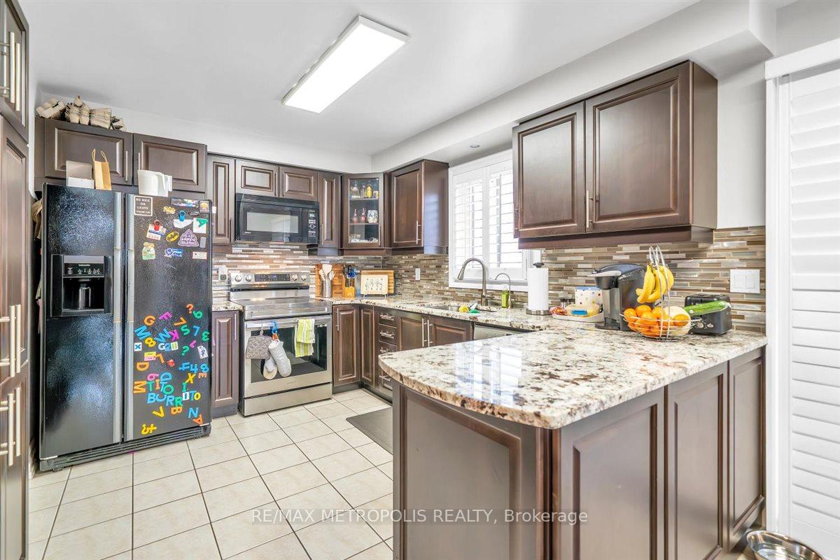 Photo 20 of 1125 Cedarcroft Crescent, Pickering, Liverpool — HOMEH