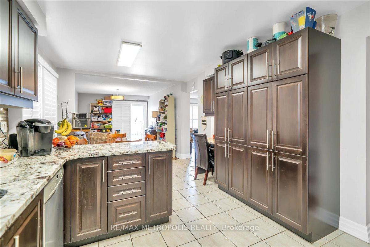Photo 21 of 1125 Cedarcroft Crescent, Pickering, Liverpool — HOMEH