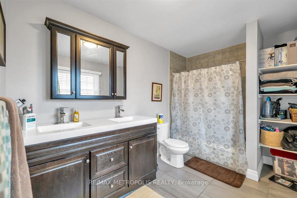 Photo 30 of 1125 Cedarcroft Crescent, Pickering, Liverpool — HOMEH
