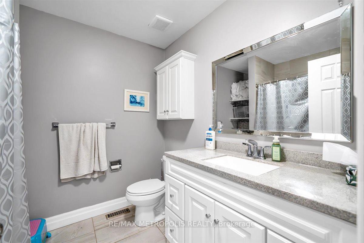 Photo 41 of 1125 Cedarcroft Crescent, Pickering, Liverpool — HOMEH