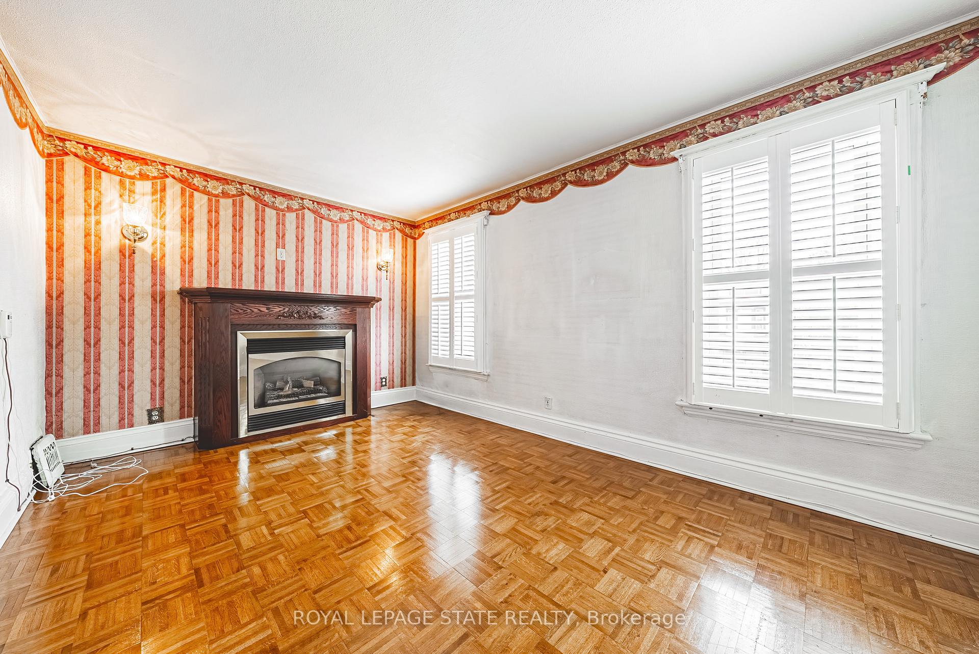 Photo 31 of 32 Sherman Avenue N, Hamilton, Gibson — HOMEH