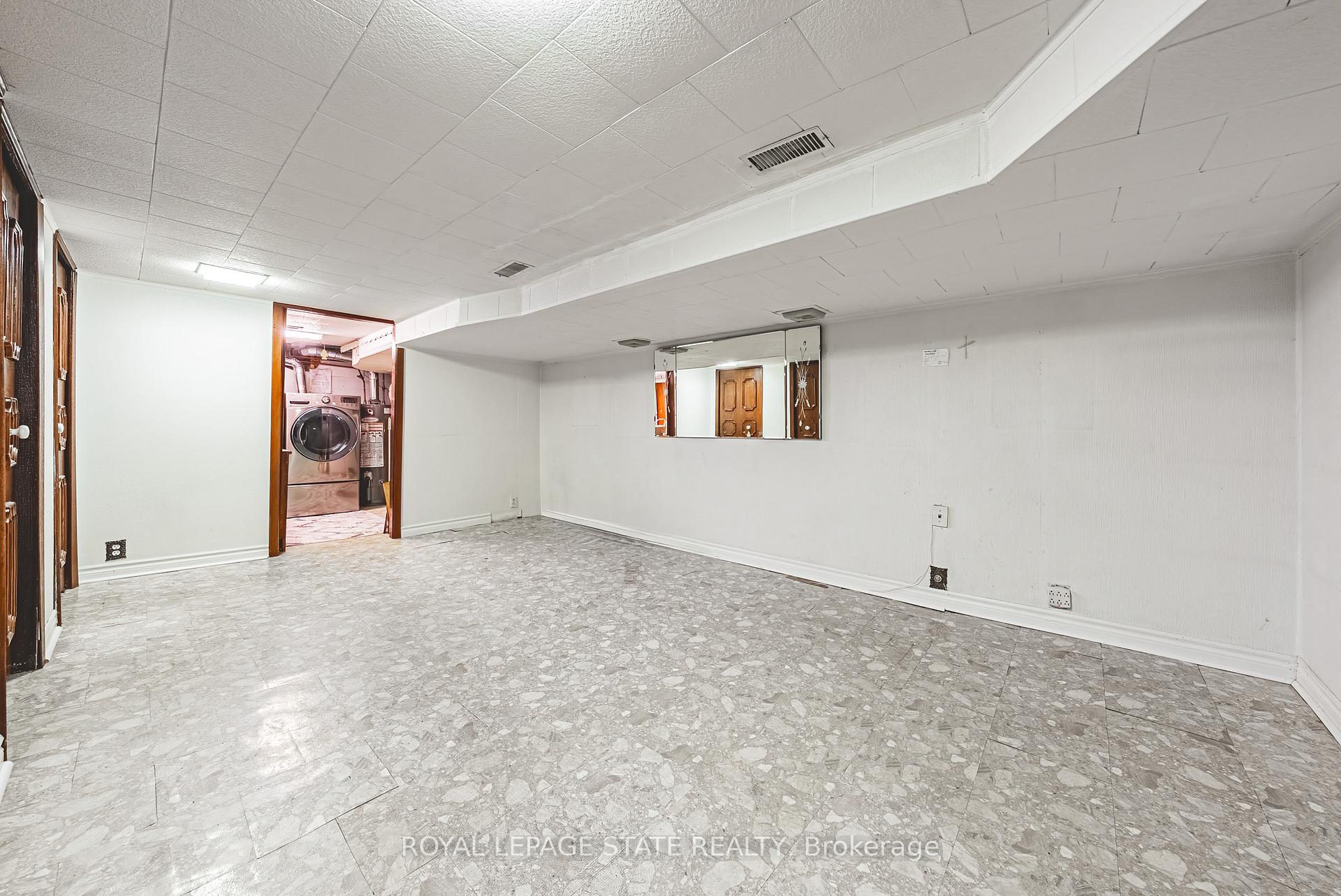 Photo 30 of 32 Sherman Avenue N, Hamilton, Gibson — HOMEH