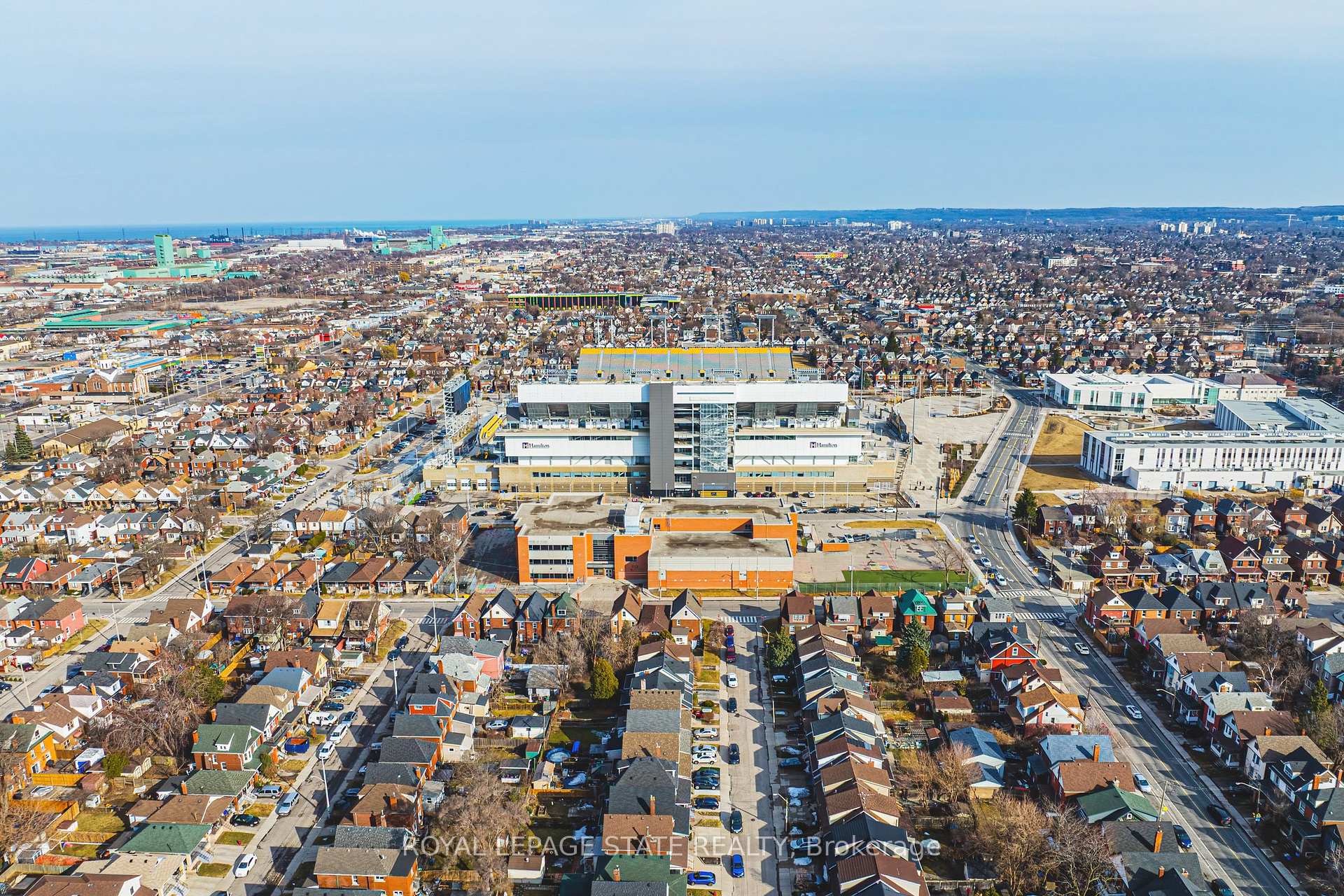 Photo 16 of 32 Sherman Avenue N, Hamilton, Gibson — HOMEH