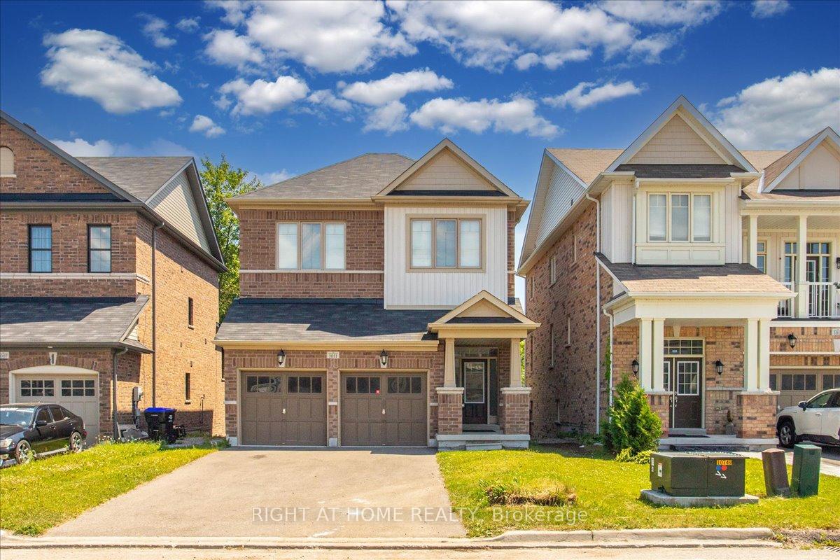 Photo 1 of 1011 Abram Court, Innisfil, Alcona — HOMEH