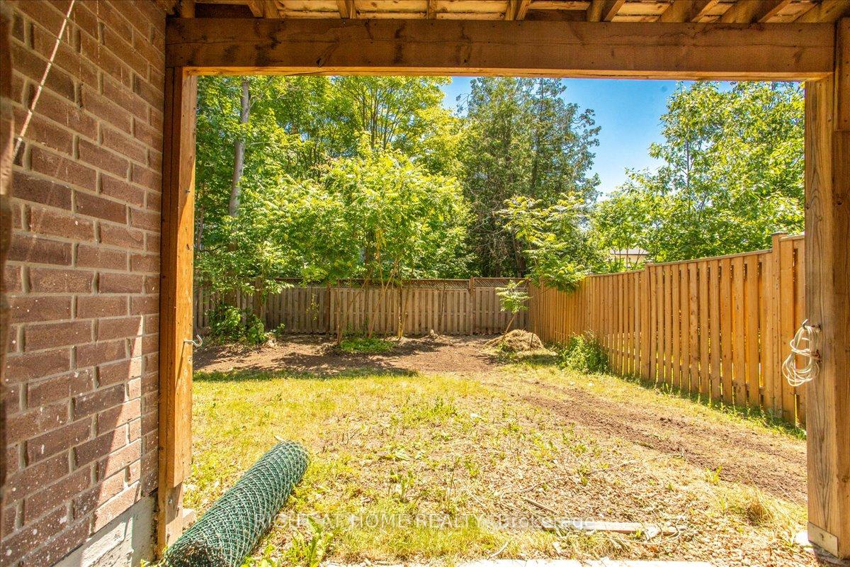 Photo 36 of 1011 Abram Court, Innisfil, Alcona — HOMEH