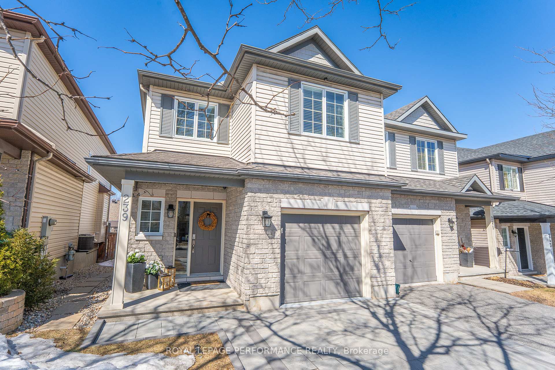 Photo 1 of 239 Deerfox Drive, Ottawa, Barrhaven - Longfields — HOMEH