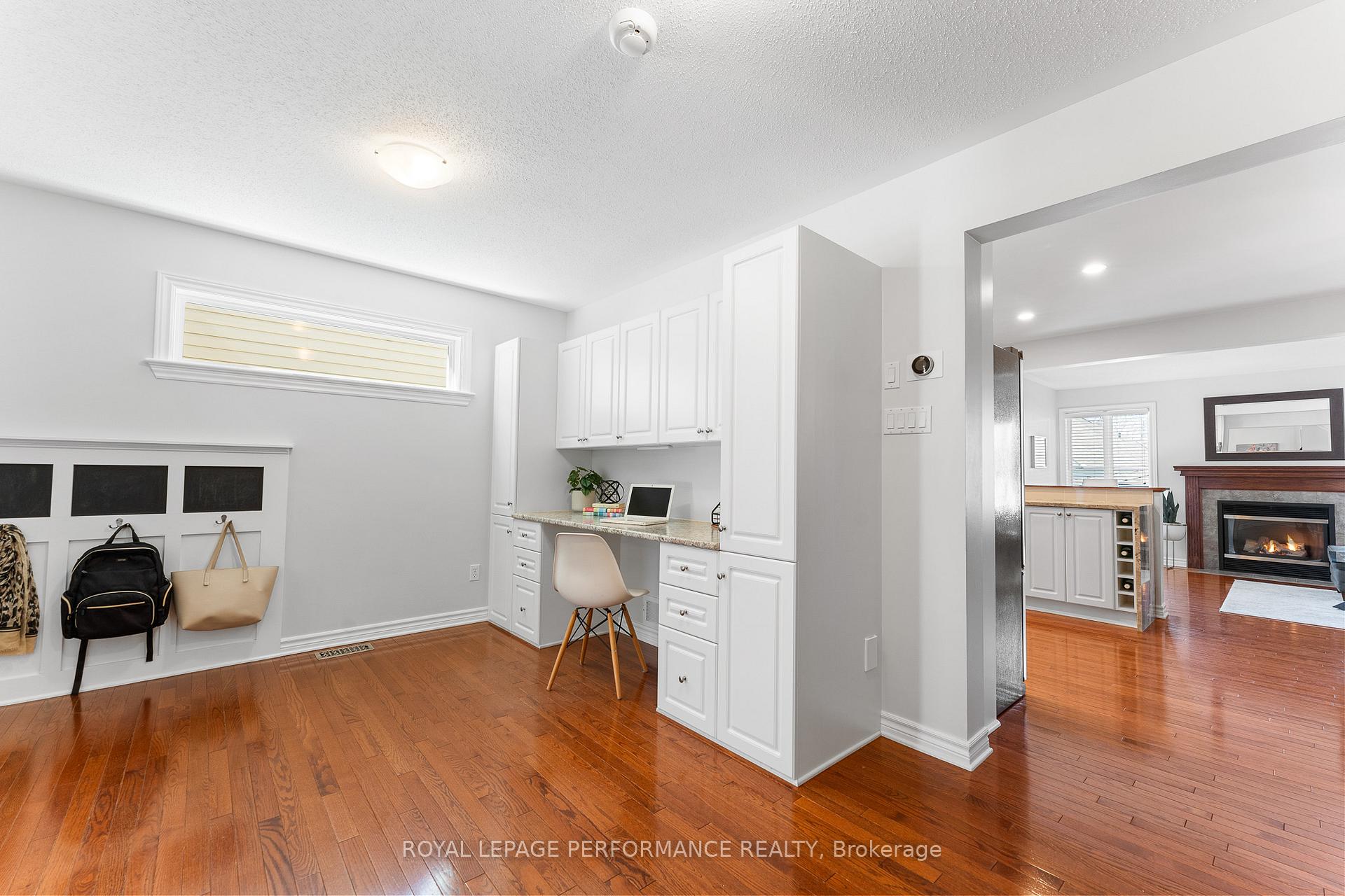 Photo 7 of 239 Deerfox Drive, Ottawa, Barrhaven - Longfields — HOMEH