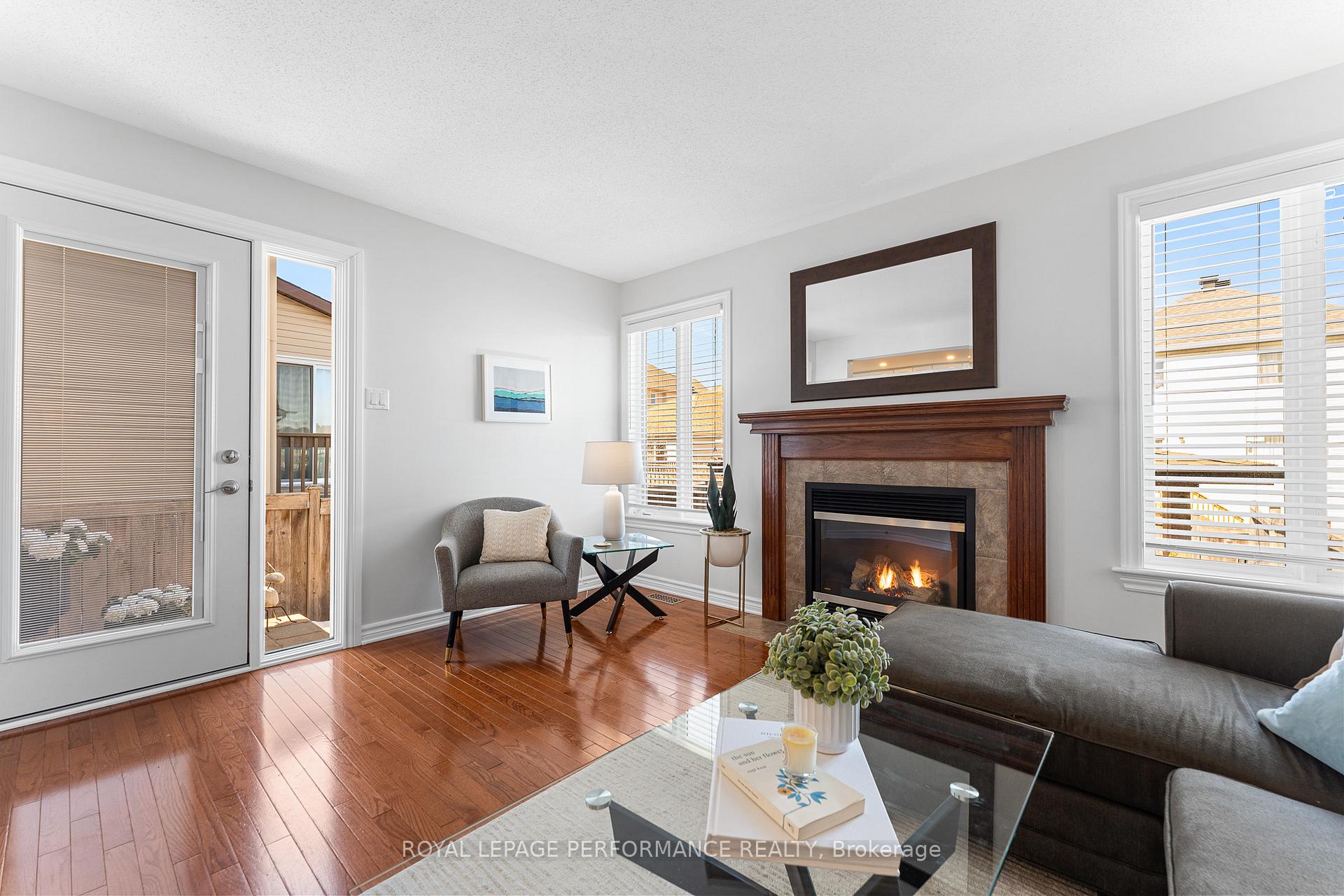 Photo 9 of 239 Deerfox Drive, Ottawa, Barrhaven - Longfields — HOMEH