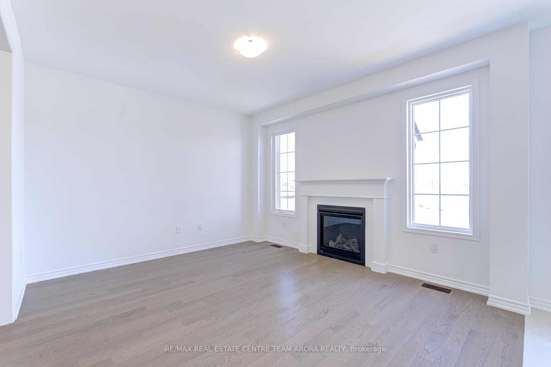 Photo 10 of 36 Aster Woods Drive, Caledon, Rural Caledon — HOMEH