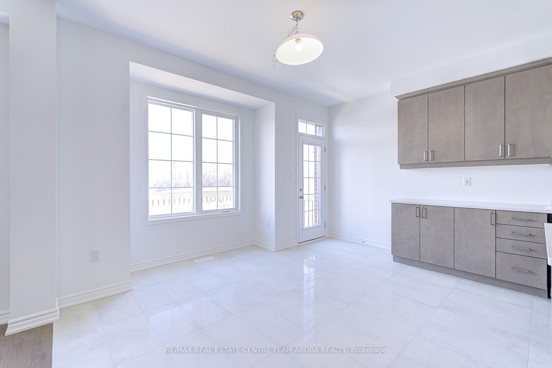 Photo 11 of 36 Aster Woods Drive, Caledon, Rural Caledon — HOMEH