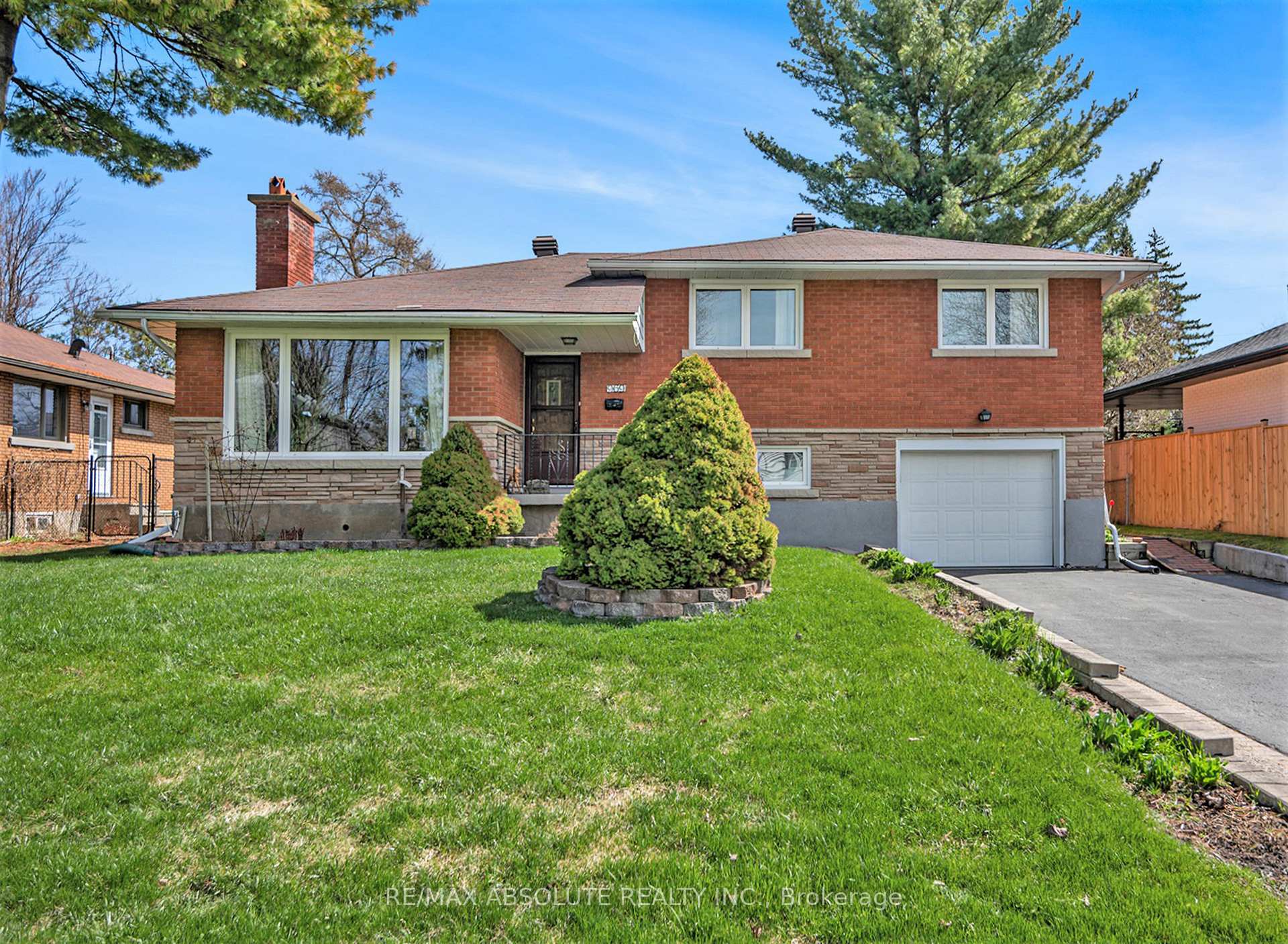 Photo 1 of 969 Hare Avenue, Ottawa, McKellar Heights/Glabar Park — HOMEH
