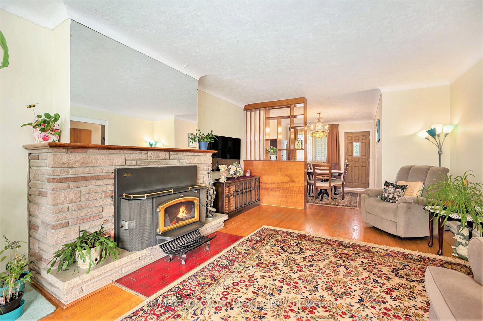 Photo 6 of 969 Hare Avenue, Ottawa, McKellar Heights/Glabar Park — HOMEH