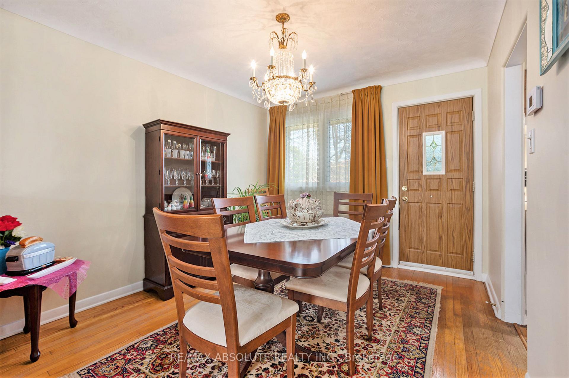 Photo 9 of 969 Hare Avenue, Ottawa, McKellar Heights/Glabar Park — HOMEH