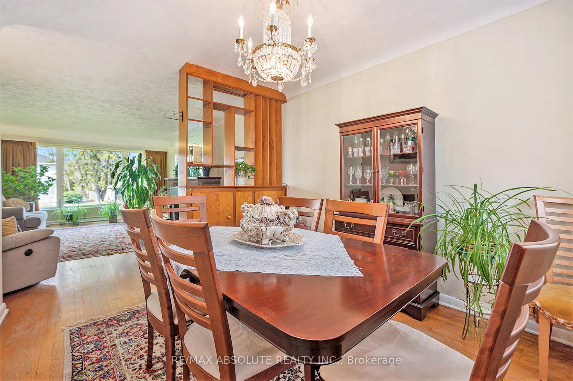 Photo 10 of 969 Hare Avenue, Ottawa, McKellar Heights/Glabar Park — HOMEH