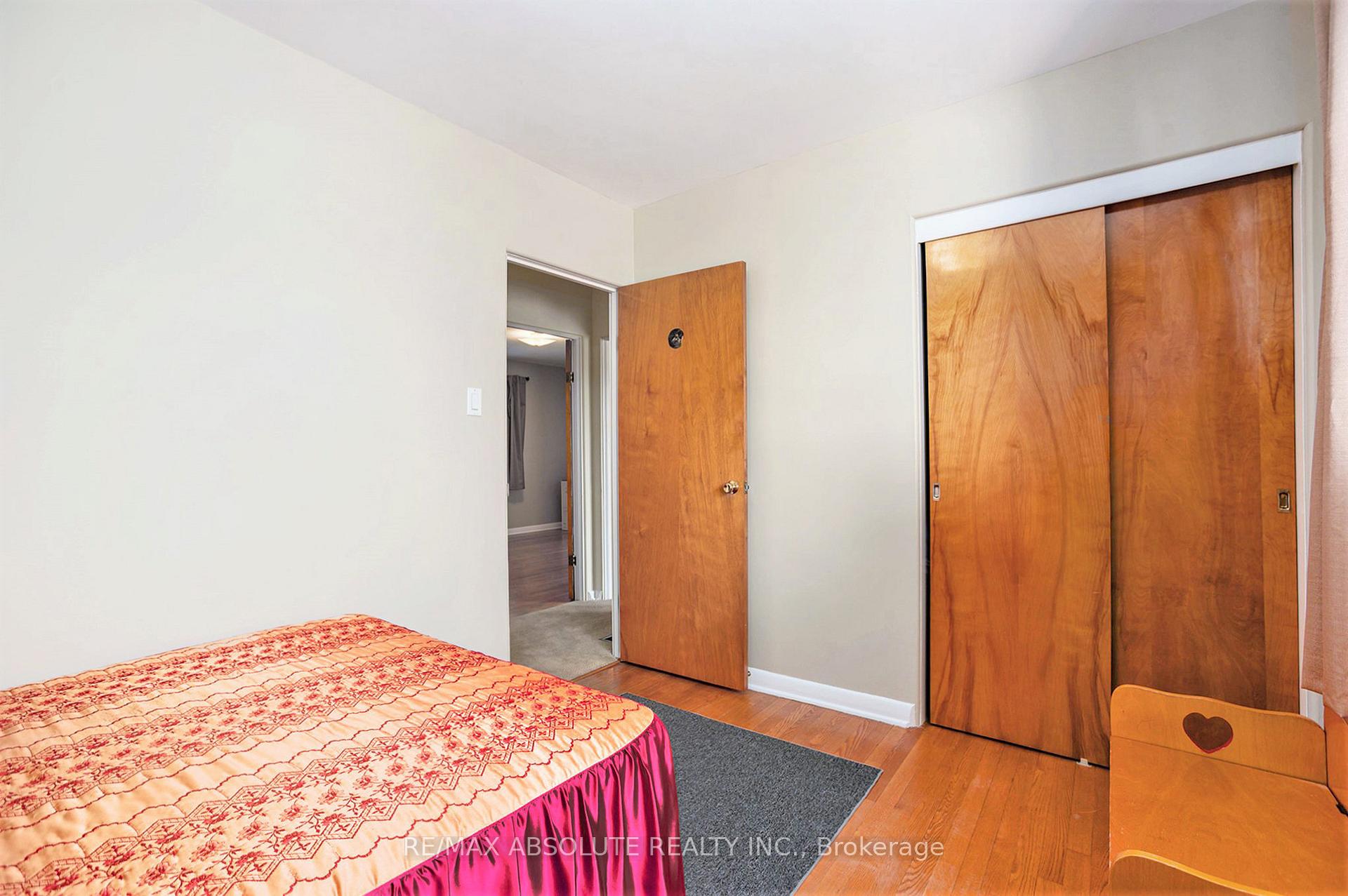 Photo 20 of 969 Hare Avenue, Ottawa, McKellar Heights/Glabar Park — HOMEH