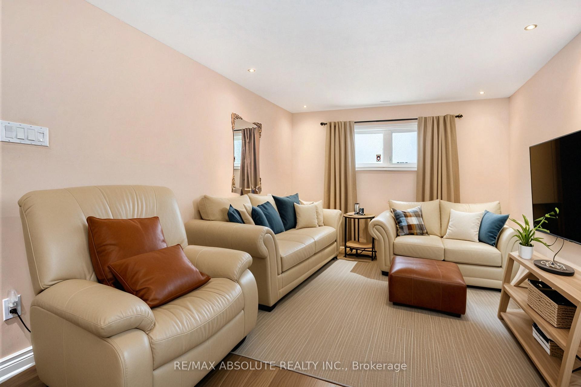 Photo 26 of 969 Hare Avenue, Ottawa, McKellar Heights/Glabar Park — HOMEH
