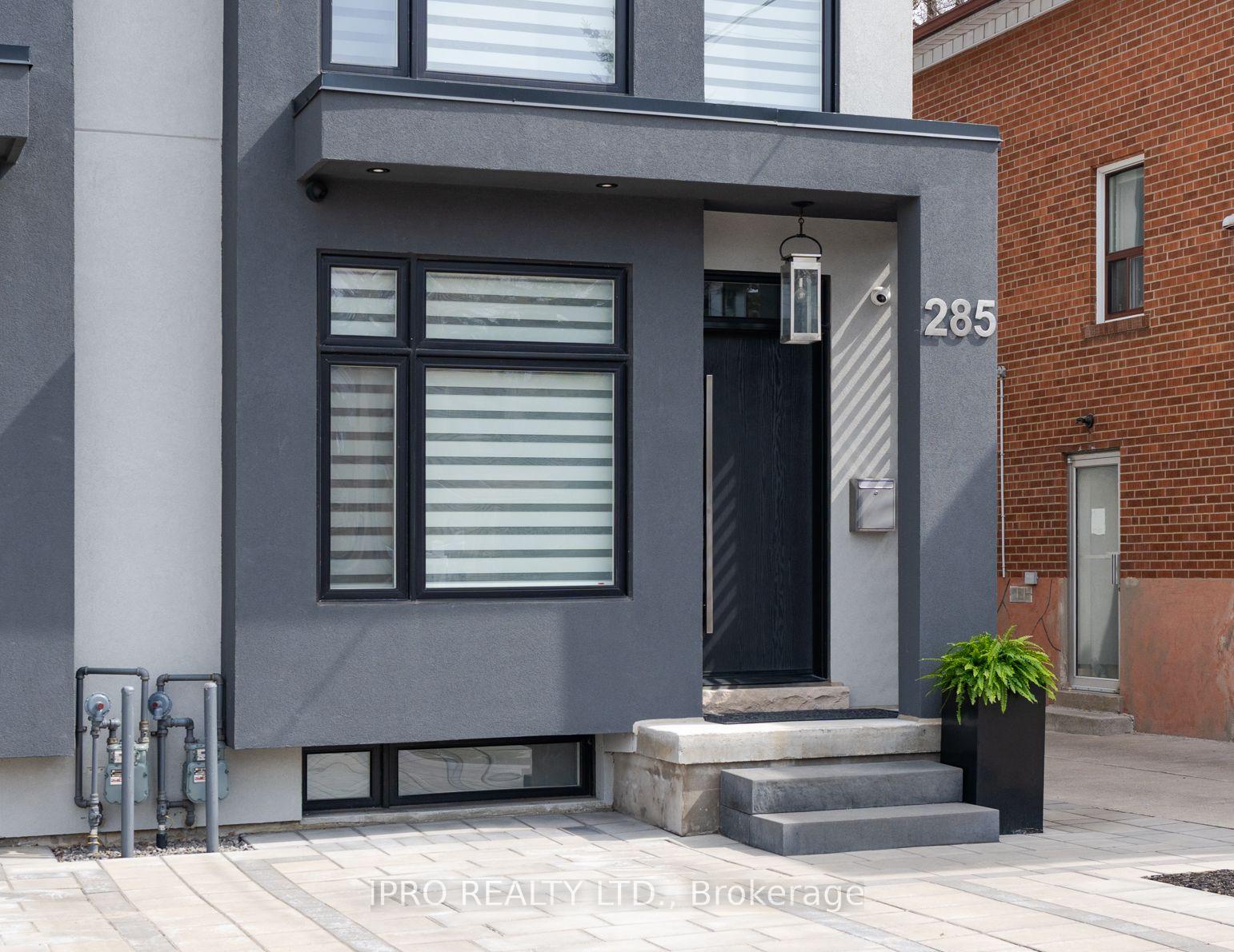 Photo 13 of 285 Glebemount Avenue, Toronto, Danforth Village-East York — HOMEH