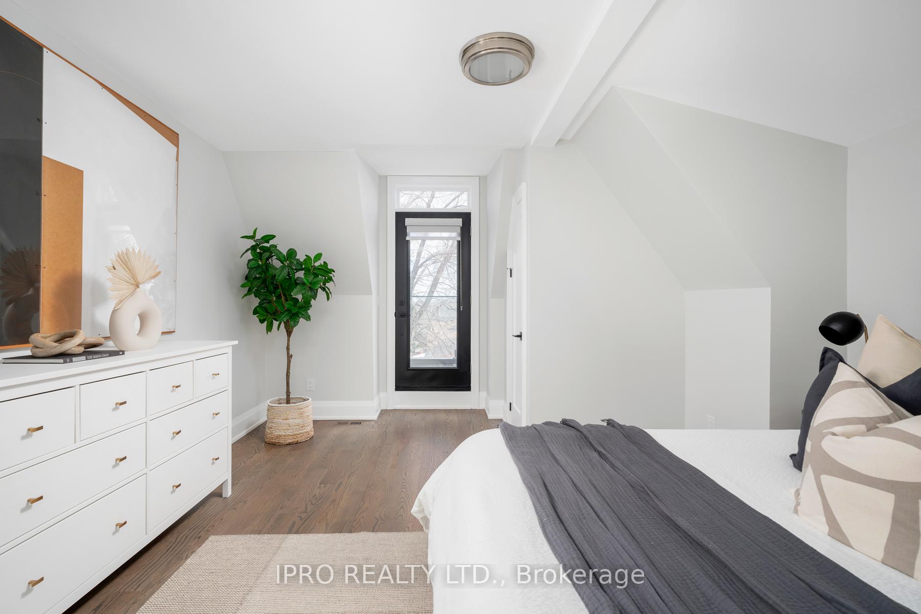 Photo 38 of 285 Glebemount Avenue, Toronto, Danforth Village-East York — HOMEH