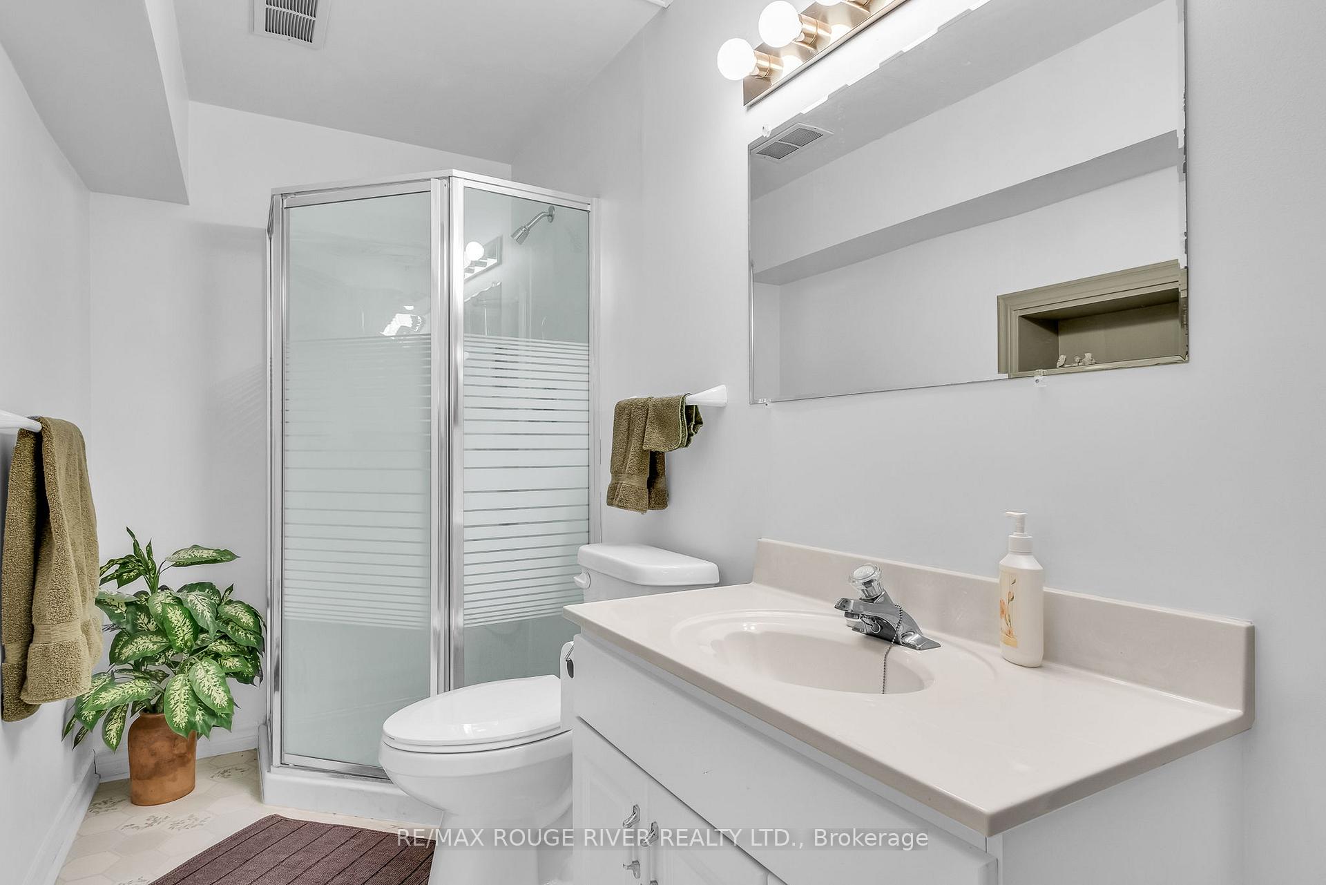 Photo 30 of 450 King Street E, Cobourg — HOMEH