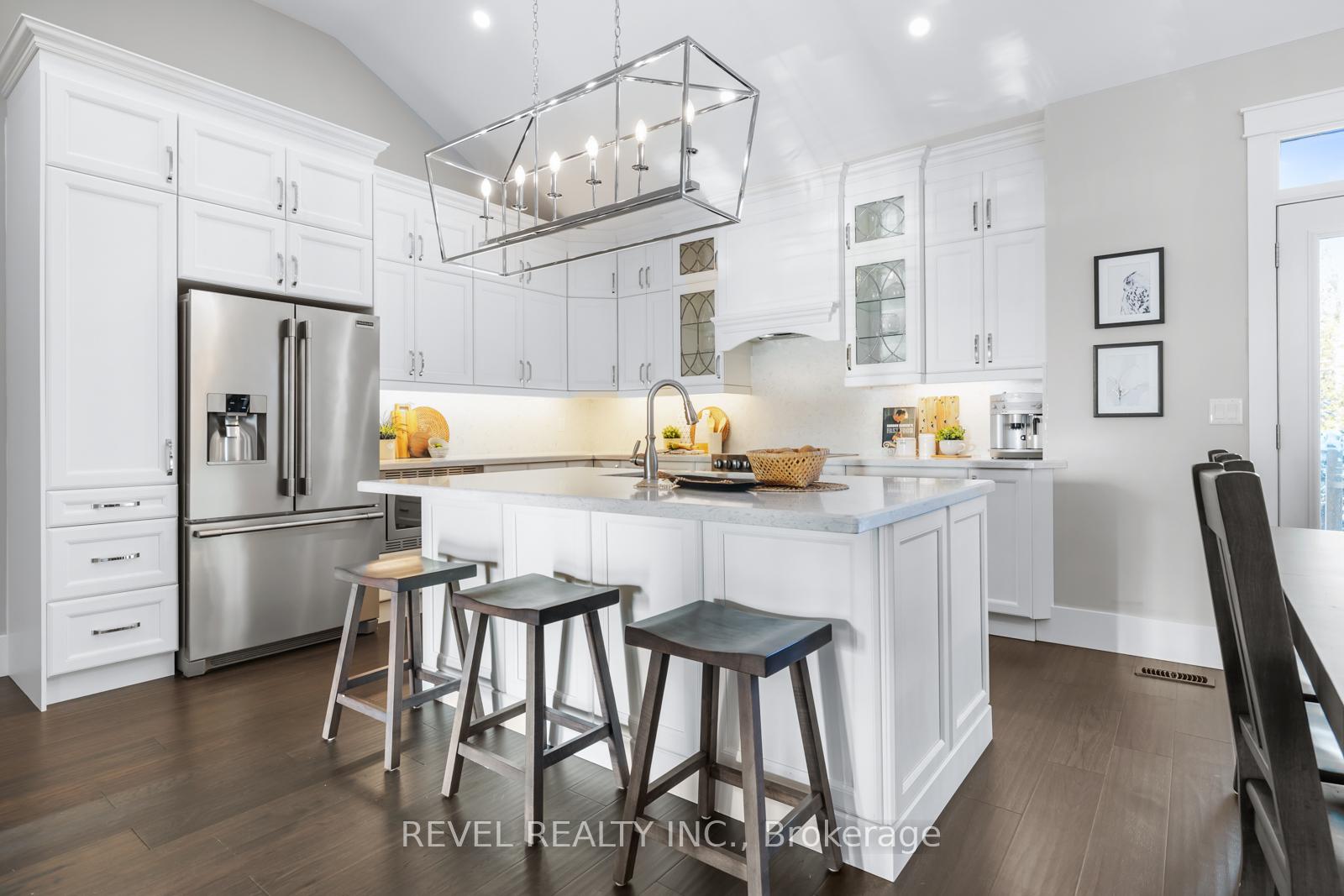 Photo 4 of 1312 Alder Court, Cobourg — HOMEH