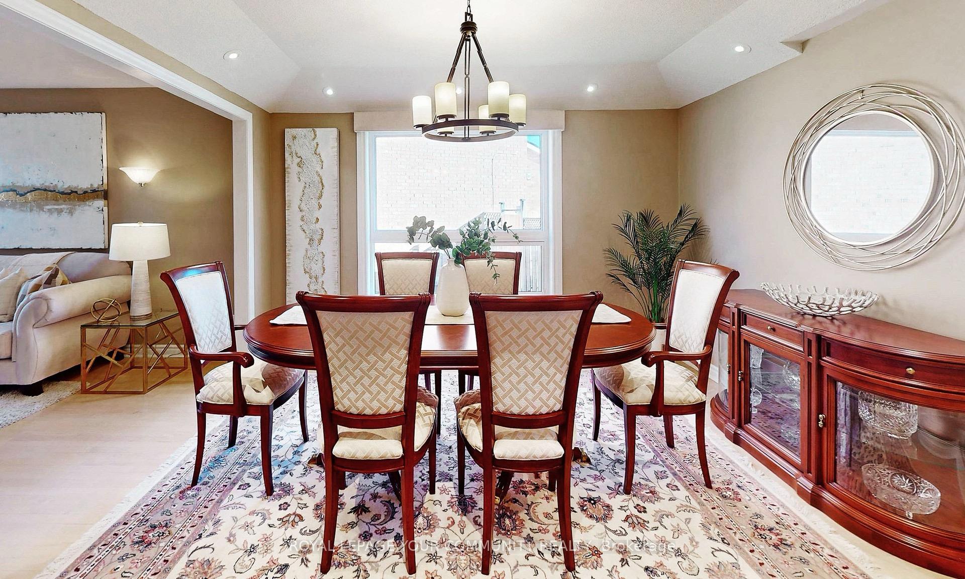 Photo 2 of 41 Rachewood Court, Aurora, Aurora Highlands — HOMEH