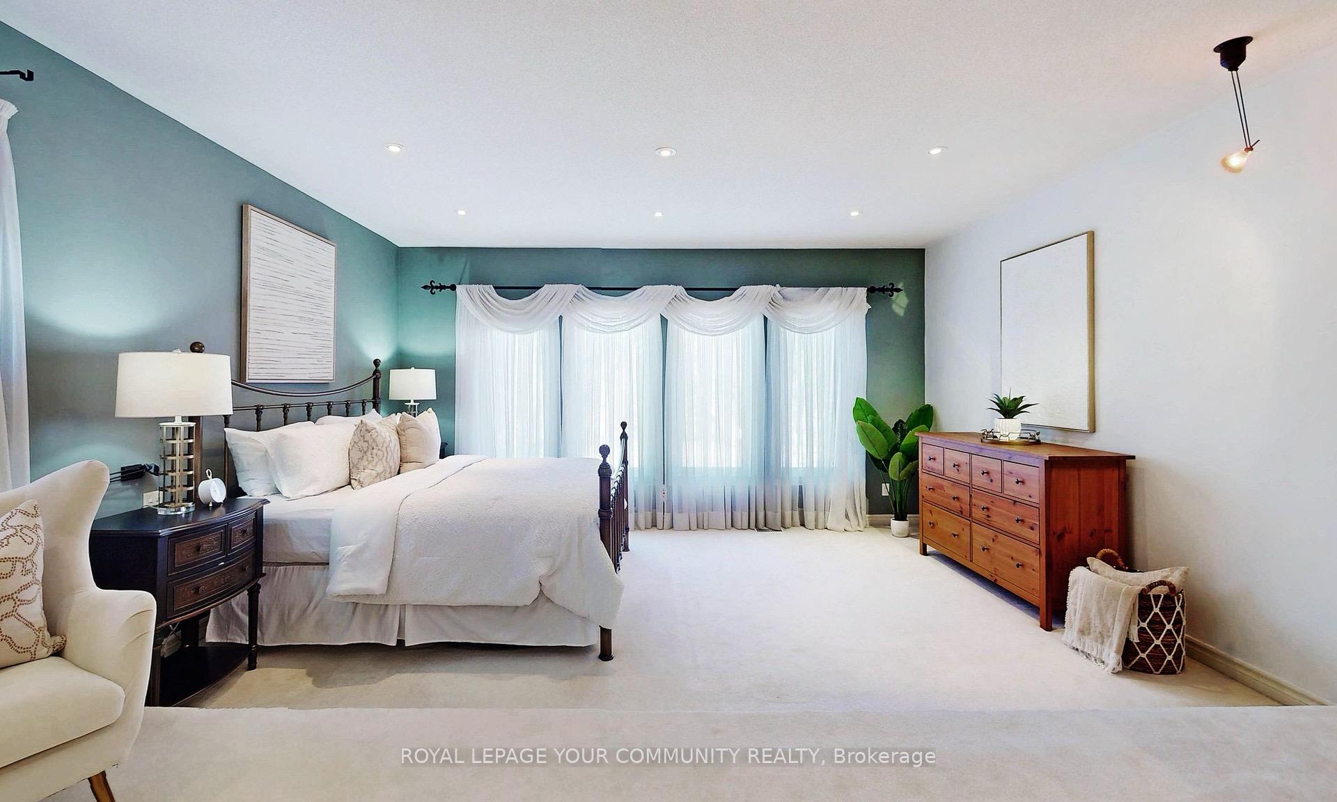 Photo 16 of 41 Rachewood Court, Aurora, Aurora Highlands — HOMEH