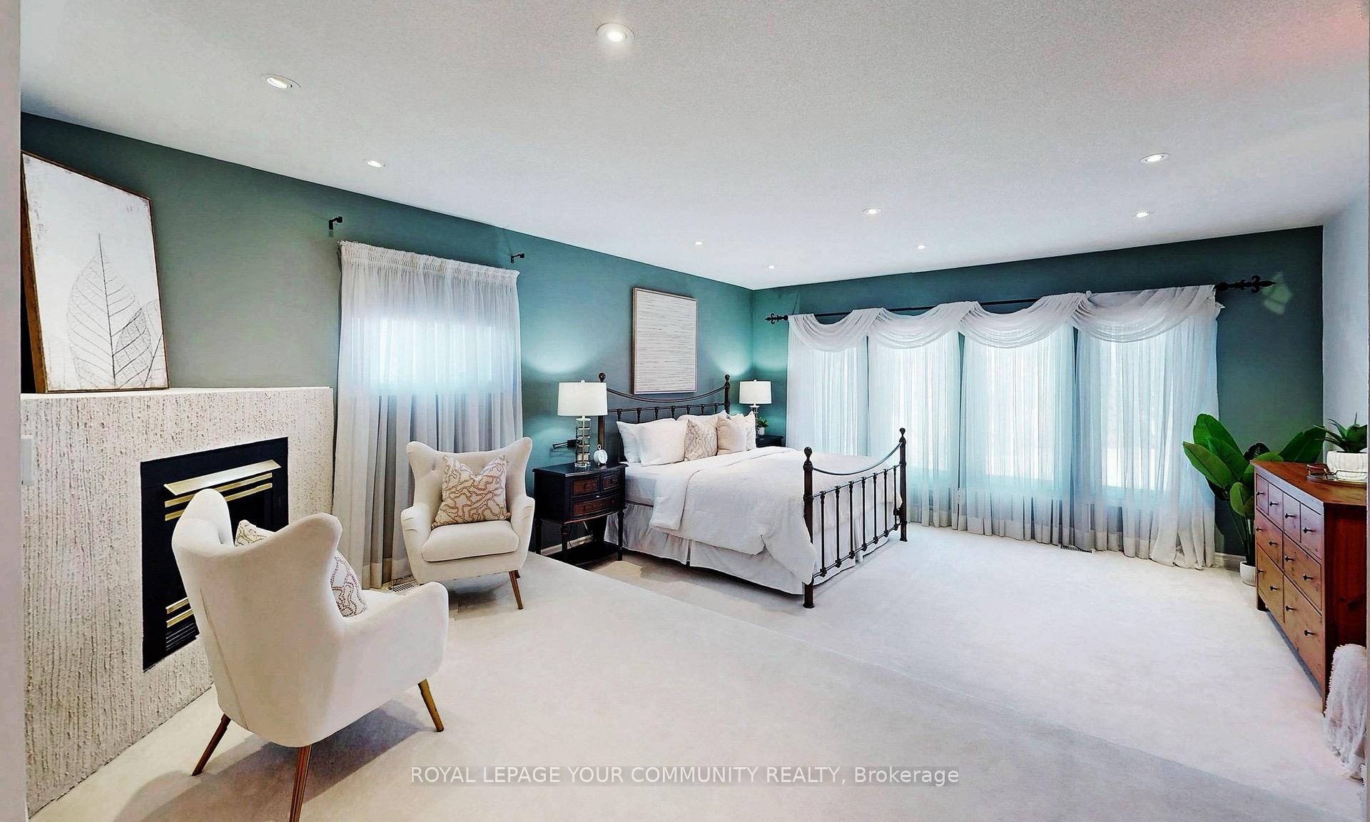 Photo 9 of 41 Rachewood Court, Aurora, Aurora Highlands — HOMEH