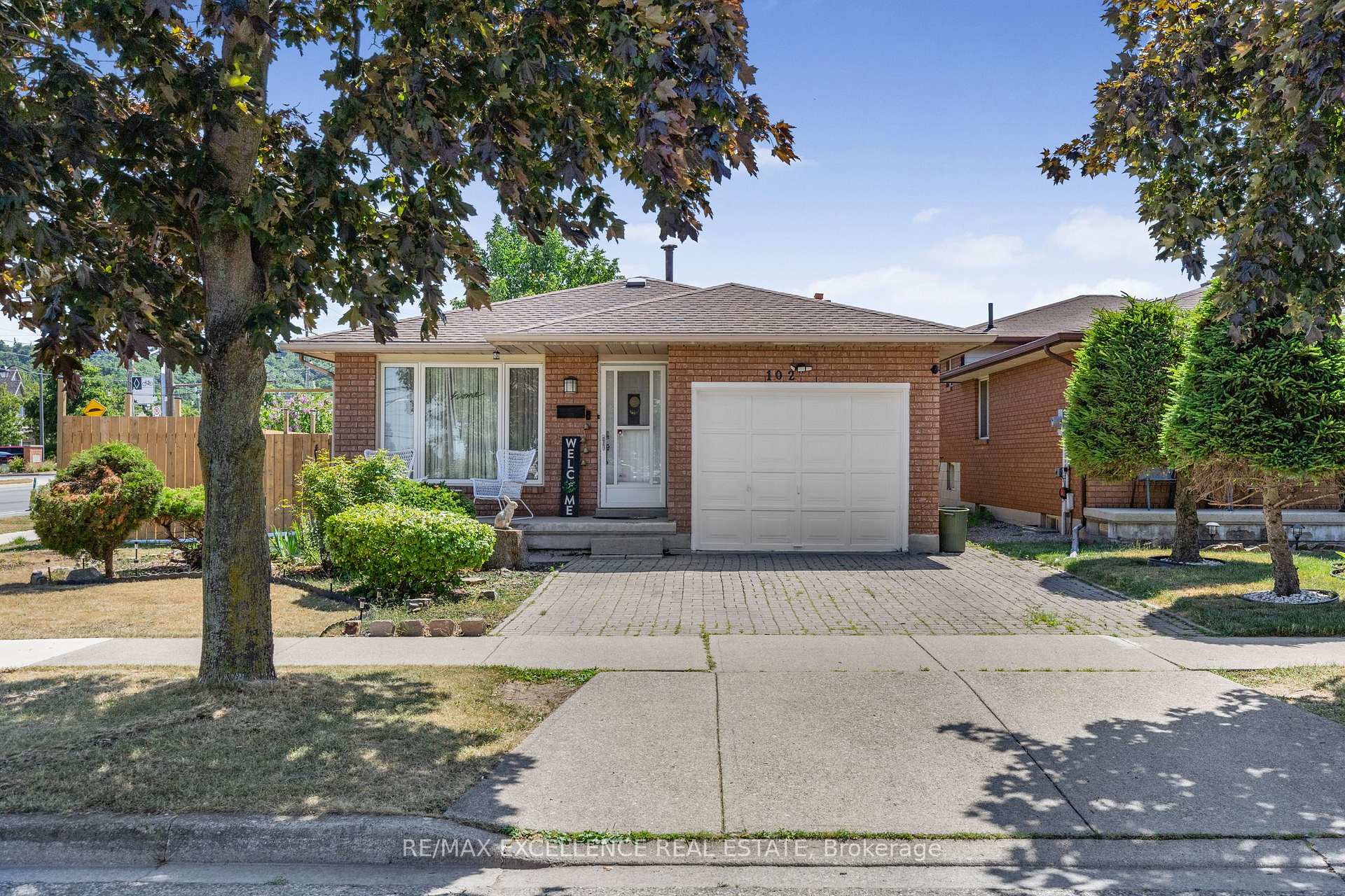Front of 102 Juniper Drive