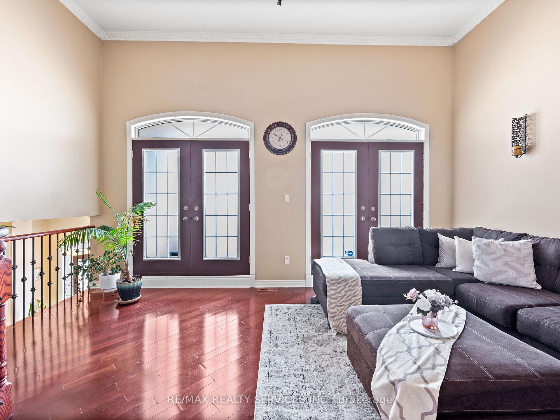 Photo 21 of 40 Mistycreek Crescent, Brampton, Fletcher's Meadow — HOMEH